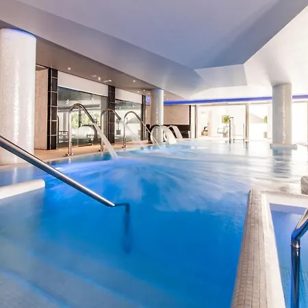 Spring Vulcano فندق