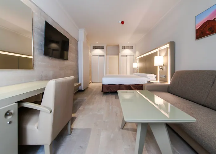 Spring Vulcano Плая-де-лас-Америкас