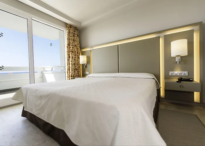 Spring Vulcano Hotell